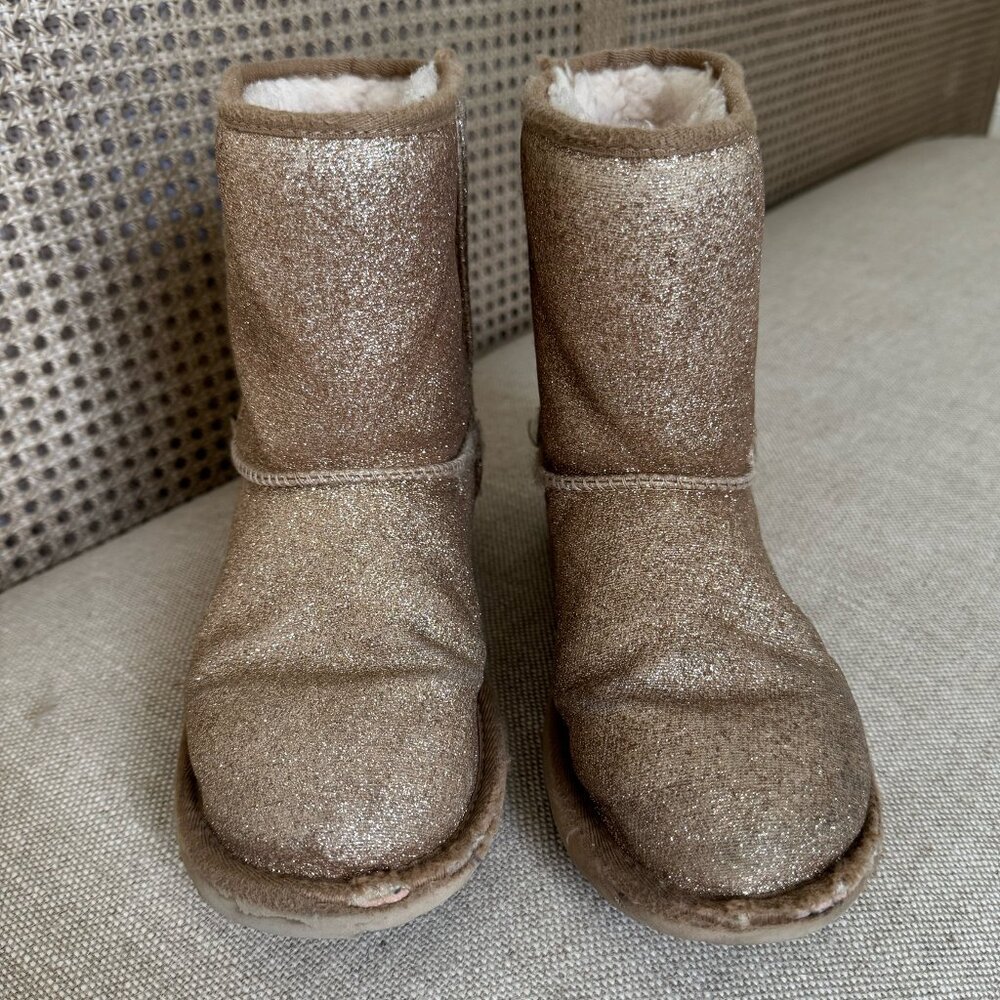 Girls UGGs, Size 4, Gold Glitter